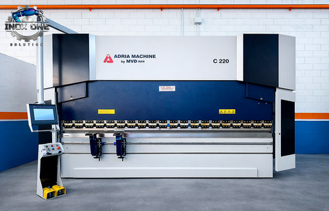 Piegatura CNC a Parma per componenti in lamiera e carpenteria metallica - INOX ONE SOLUTION SRLS